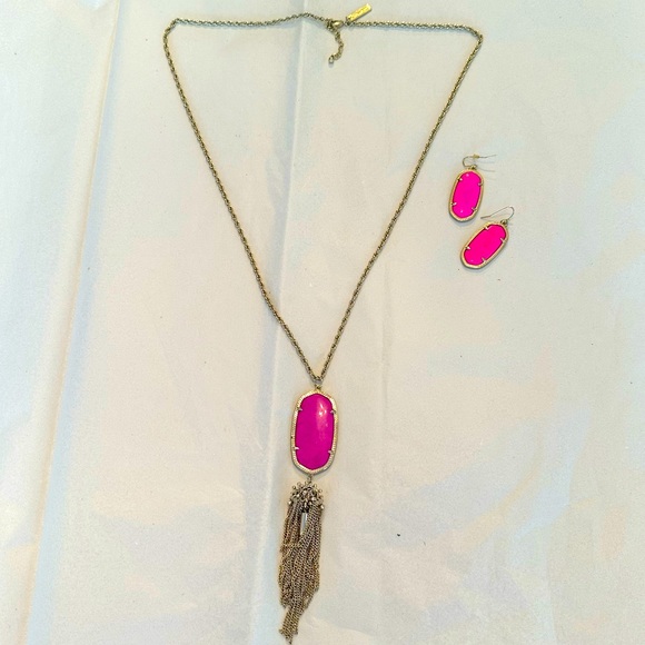 💕💫Gorgeous! Pink Kendra Scott Necklace Tassel Pendant Adjustable Gold 💫💕 - Picture 6 of 6